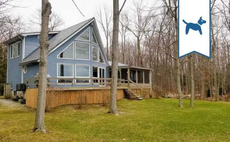 BlueBluff vacation rental pet friendly 3 bedroom bayfield goderich grand bend lake huron ontario summer cottage rental-02