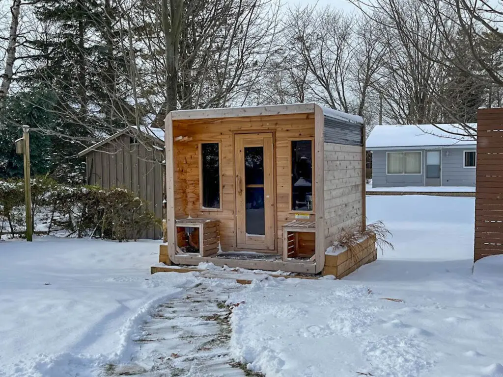 Cottage rental with sauna