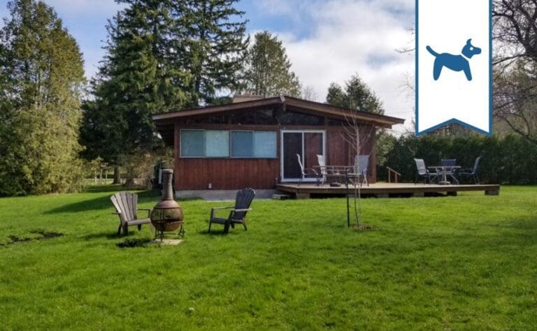 FEATURE Cozy Cottage 2 bedroom cottage vacation rental Bayfield Ontario lake huron