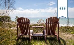 Lighthouse Hideaway 3 bedroom cottage vacation rental Point Clark Kincardine Ontario lake huron wifi LakeView