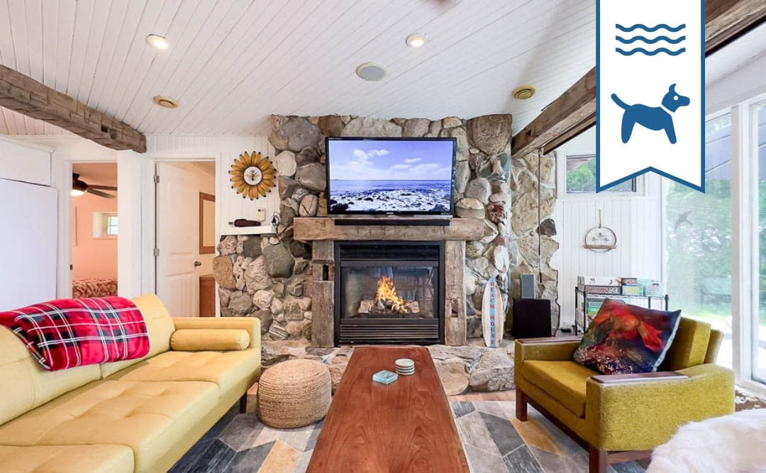 Bedrock Beach House lakeview lakefront cottage vacation rental pet