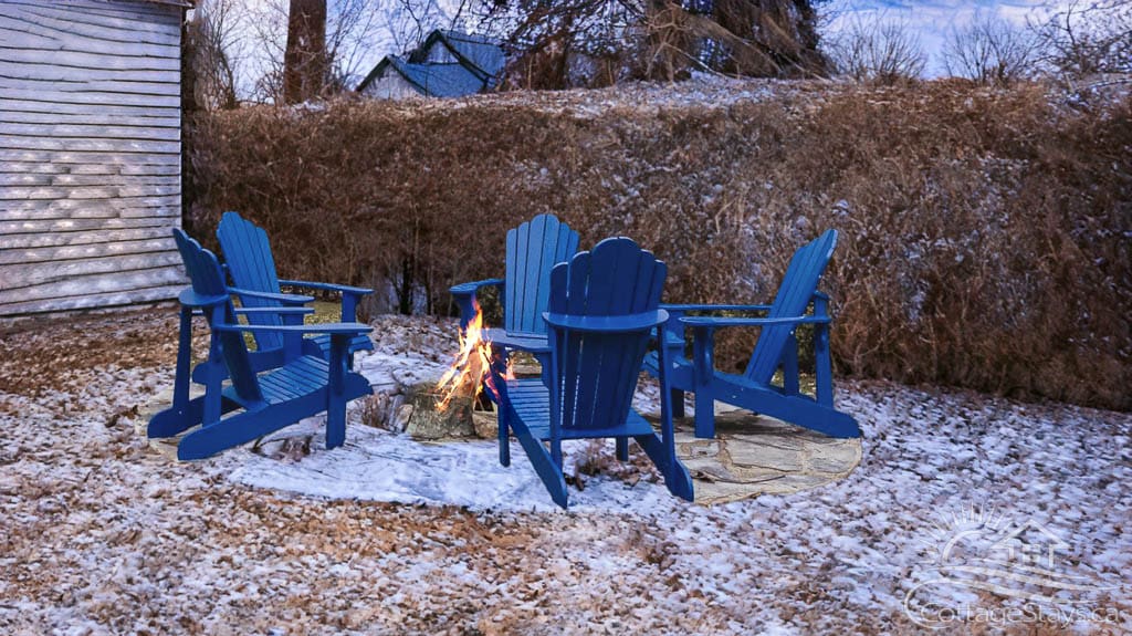 Lakeside Layover Cottage vacation rental pet friendly 5 bedroom games room bayfield goderich grand bend lake huron ontario winter christmas cottage rental-winter