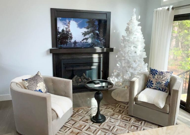 Panchos Porch lakeview beachfront cottage vacation rental pet friendly 4bedroom bayfield goderich grand bend lake huron ontario cottage rental 1