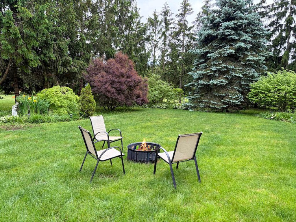 Pine View vacation rental pet friendly 3 bedroom bayfield goderich grand bend lake huron kincardine lakefront ontario cottage rental 7