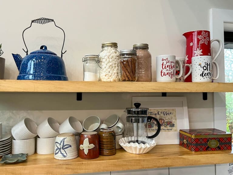 Poplar Woods lakeview beachfront cottage vacation rental pet friendly 3bedroom bayfield goderich grand bend lake huron ontario cottage rental 46