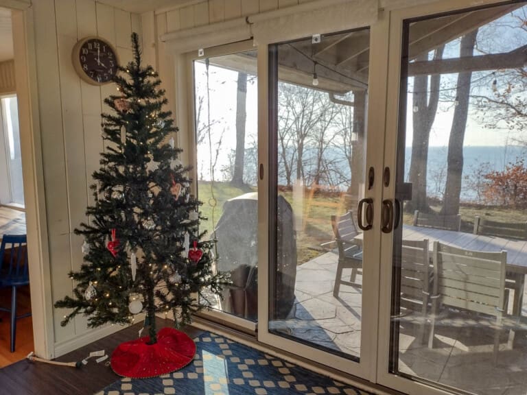 Sunset Serenity 2 bedroom Christmas Winter Lakefront Lakeview pet friendly dog cottage rental bayfield grandbend lake huron ontario 2