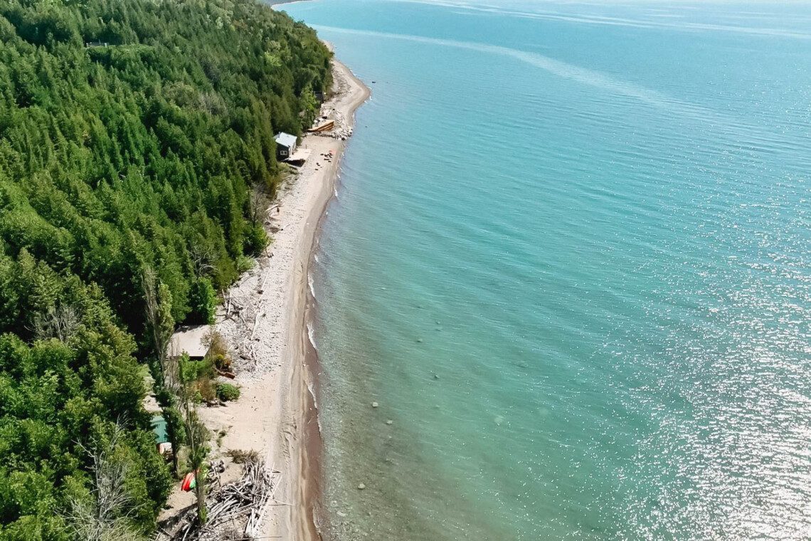 Tranquil Waterside Oasis lakeview beachfront cottage vacation rental pet friendly 7bedroom bayfield goderich grand bend lake huron ontario cottage rental 72