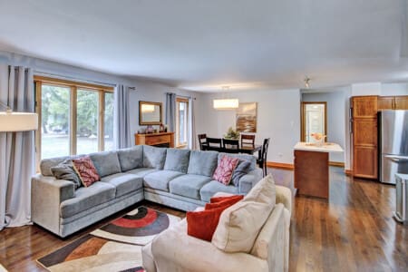 ef696842e5ba5036b1b1cc847ecea75e