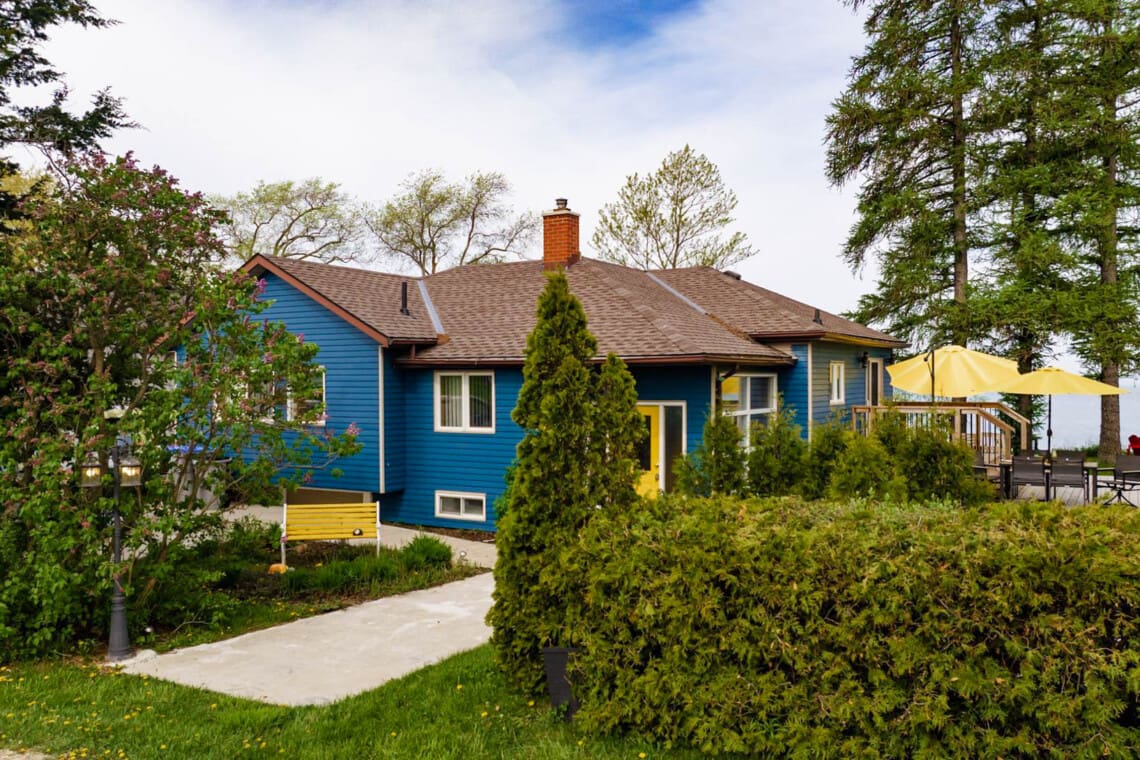 51d93d72536b4016a3699a900c05674f.jpg