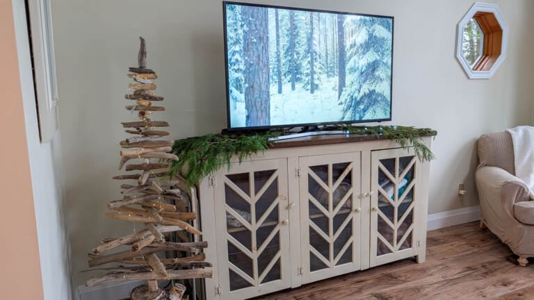 Lakeshore Sunset vacation rental pet friendly 4 bedroom bayfield goderich grand bend lake huron kincardine inverhuron ontario cottage rental 2