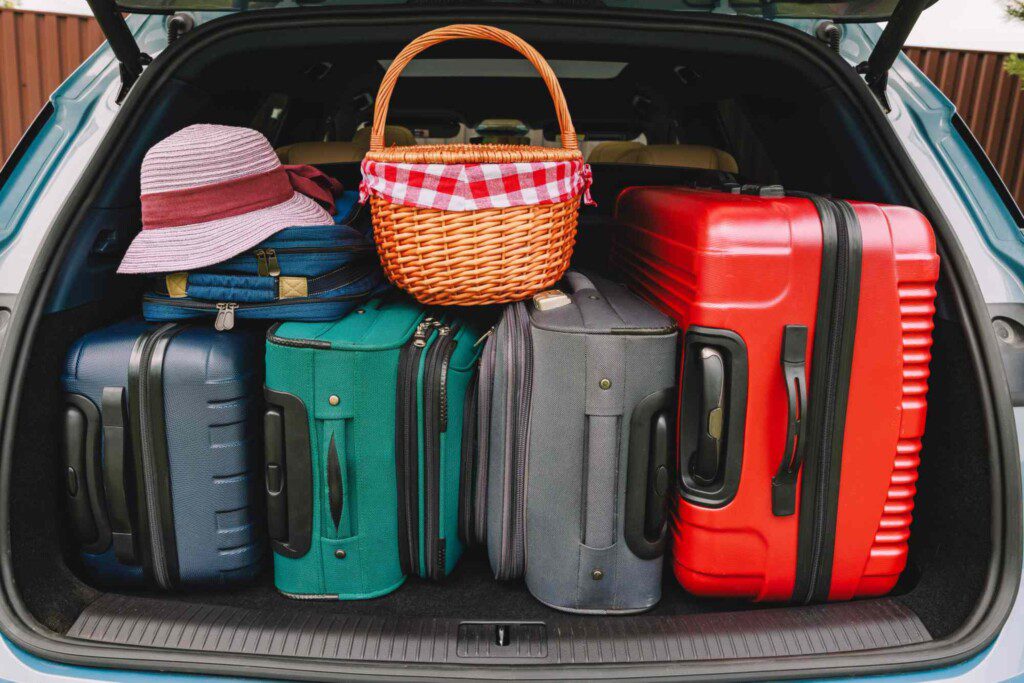 car trunk is full of luggage open trunk of hybrid 2026 01 09 12 01 14 utc