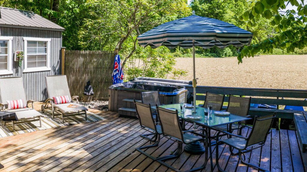 Cottage by the Sea vacation rental pet friendly 3 bedroom bayfield goderich grand bend lake huron kincardine lakefront ontario cottage rental 7 2
