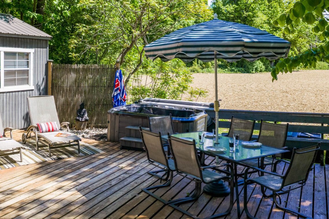 Cottage by the Sea vacation rental pet friendly 3 bedroom bayfield goderich grand bend lake huron kincardine lakefront ontario cottage rental 7 2