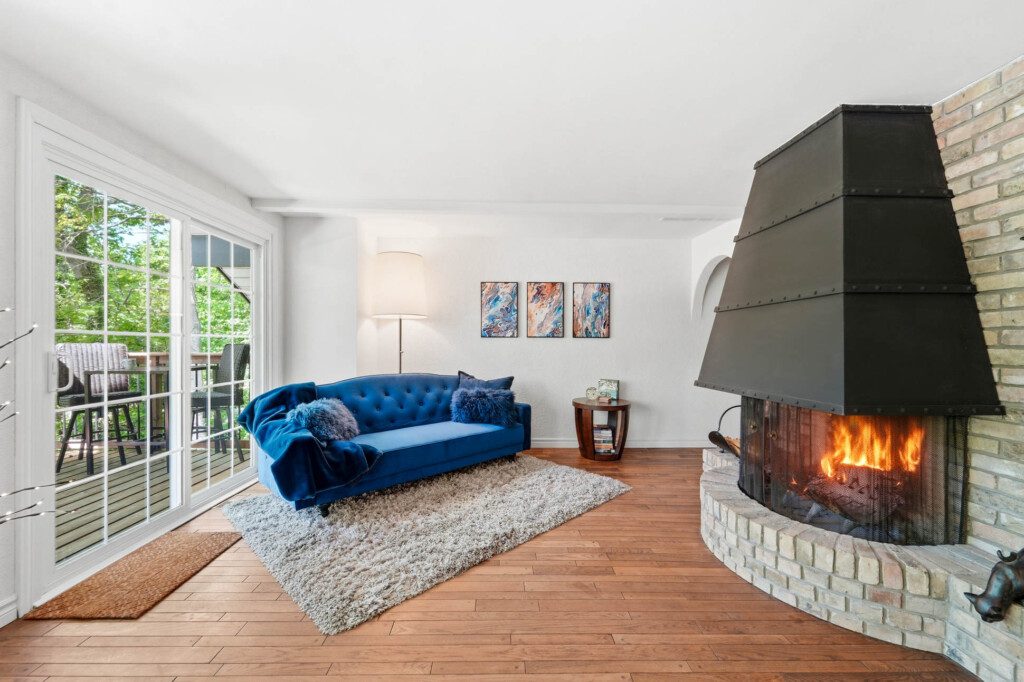 Cottage by the Sea vacation rental pet friendly 3 bedroom bayfield goderich grand bend lake huron kincardine lakefront ontario cottage rental 7 36