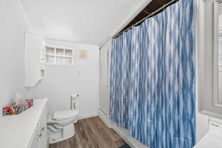 Sunset Shores vacation rental pet friendly 2 bedroom bayfield goderich grand bend lake huron kincardine lakefront ontario cottage rental 7 27